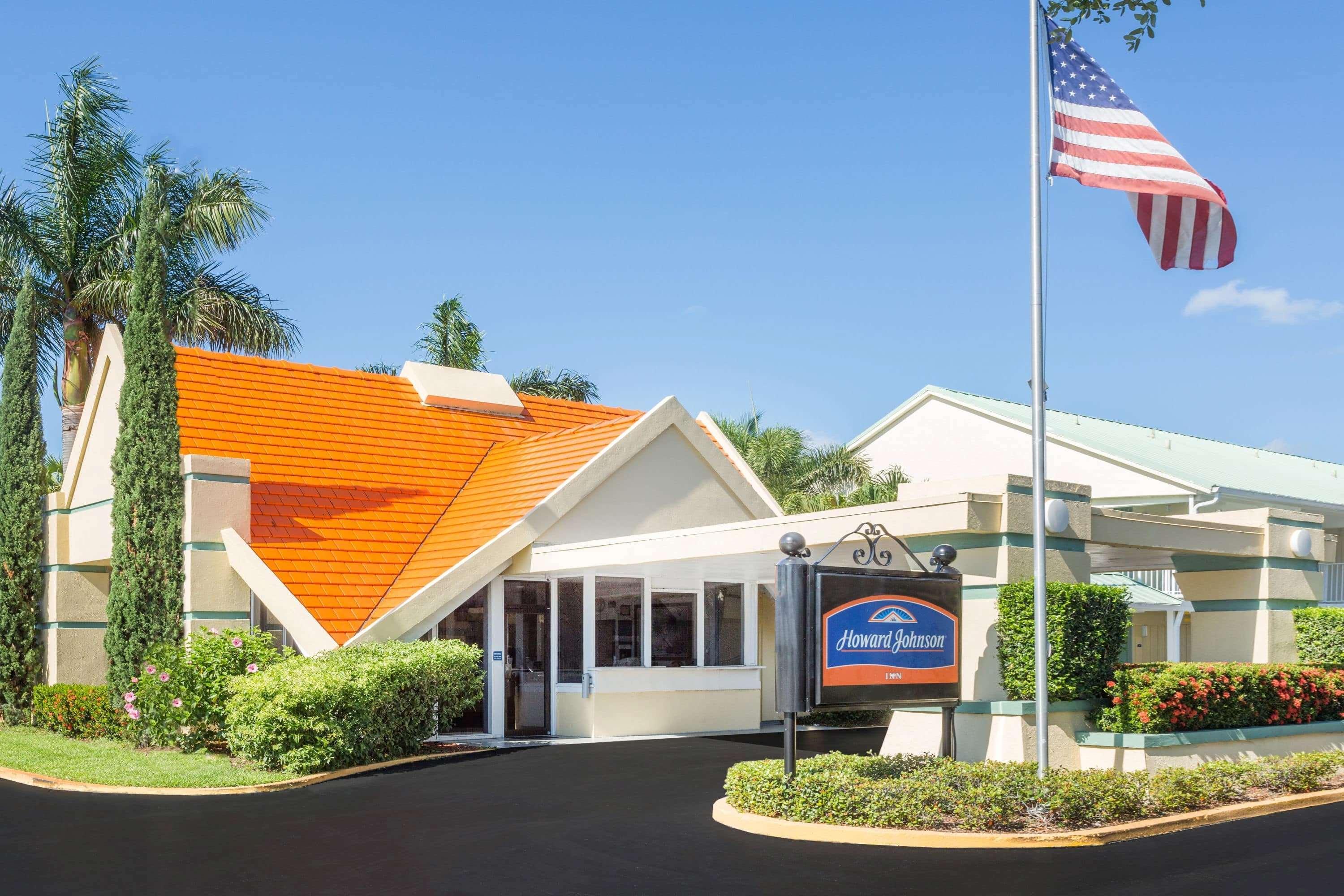 Howard Johnson By Wyndham Vero Beach / Downtown Exterior foto